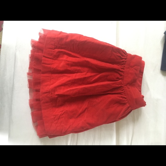 Red Gap corduroy skirt with tulle trimmed lining - Picture 2 of 3